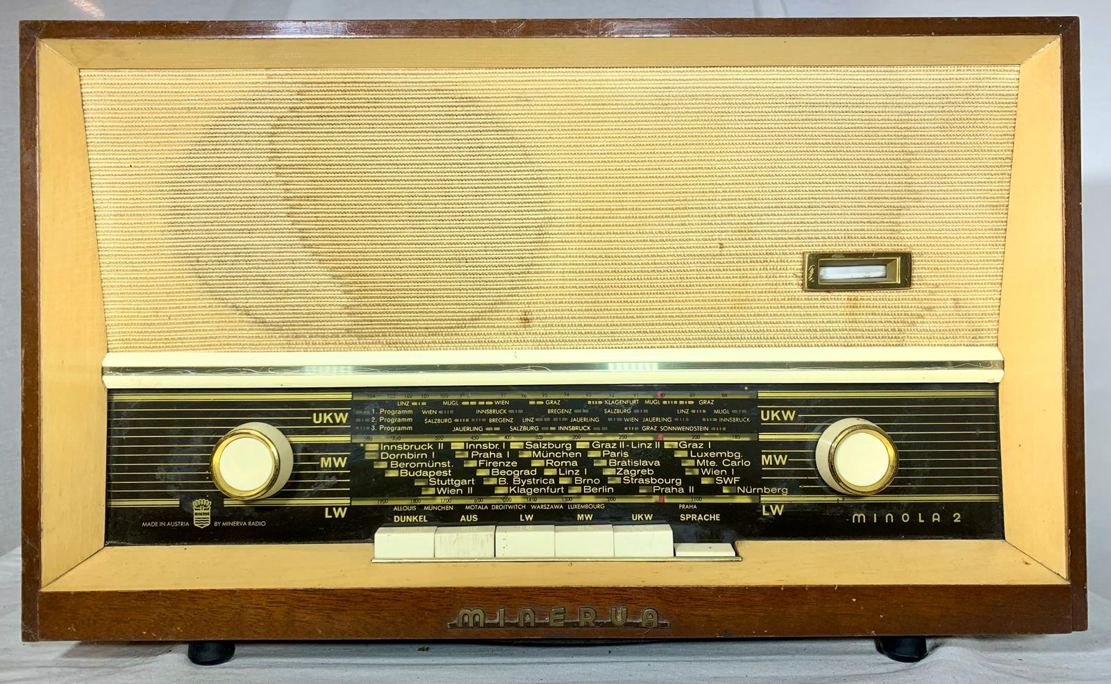 Minerva-Radio Wien Minola 2 593N